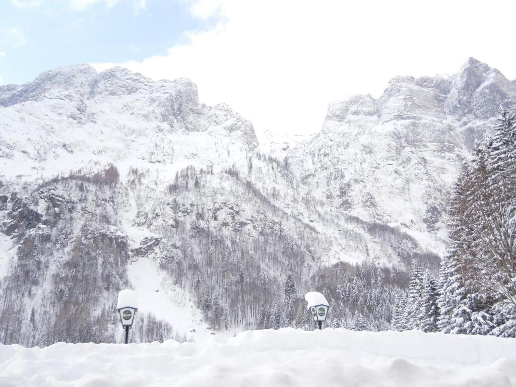 Gasthof Untere Valentinalm Hotel Plocken Exterior photo